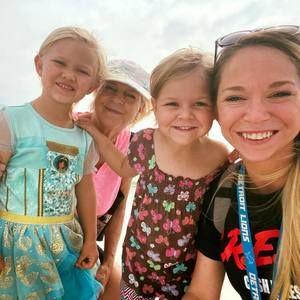 Meet your Posher, Megan